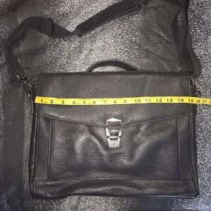 Reaction Kenneth Cole black Leather Laptop Briefcase excellent condition unisex